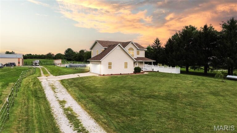 5878 Eaton Lane
