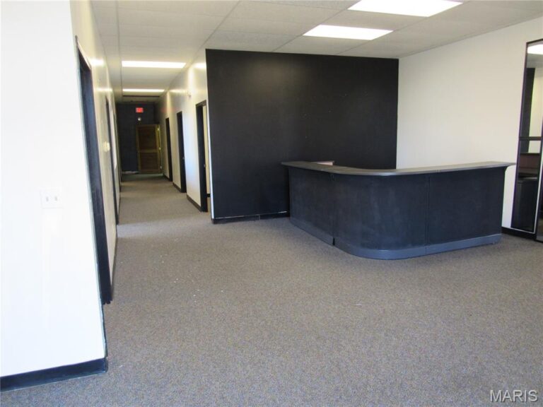 237 Center Drive #C