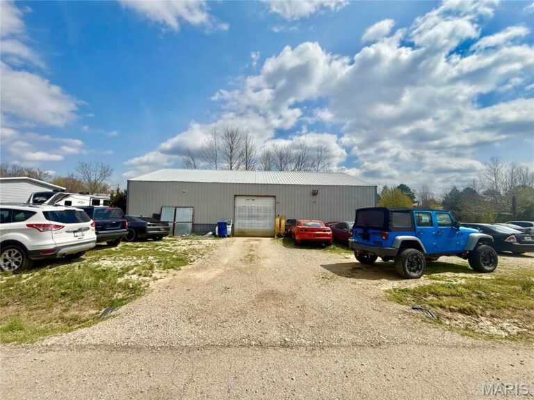 1087 madison 333