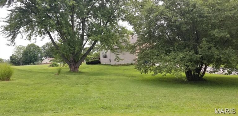 340 Lake