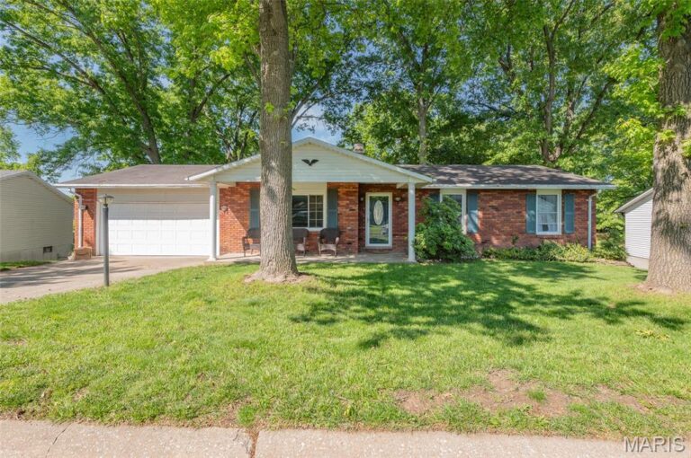 5 Beatrice Court