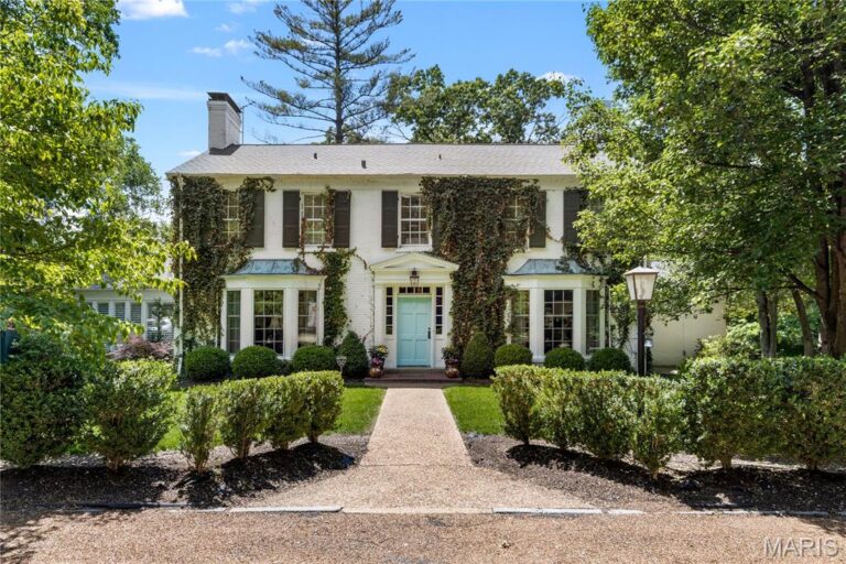 52 Fairmount Drive