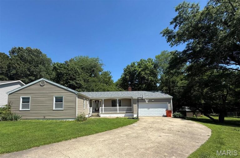1327 Morning Glory Drive