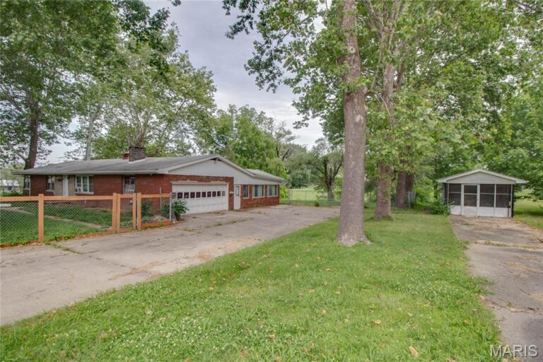 427 Ruth Avenue
