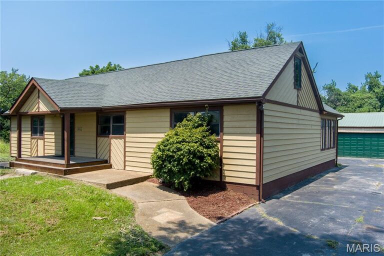 5171 Old Alton Edwardsville Road