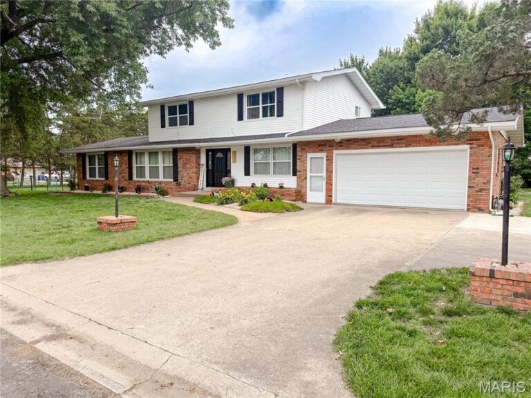 2707 Lemon Street Road