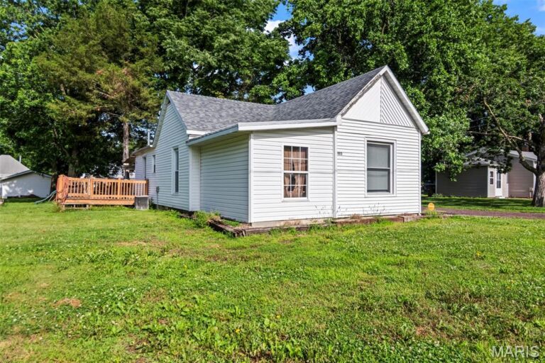 1013 Van Buren Street