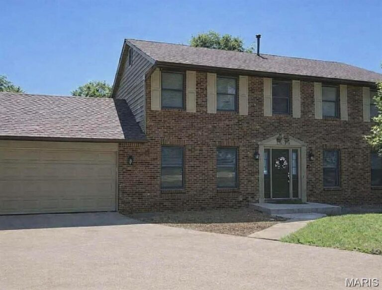 1993 Mapleleaf Drive