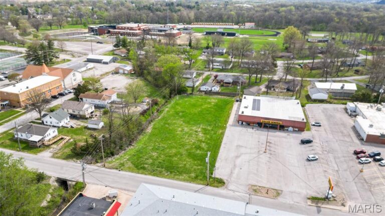 1131 Rountree Street