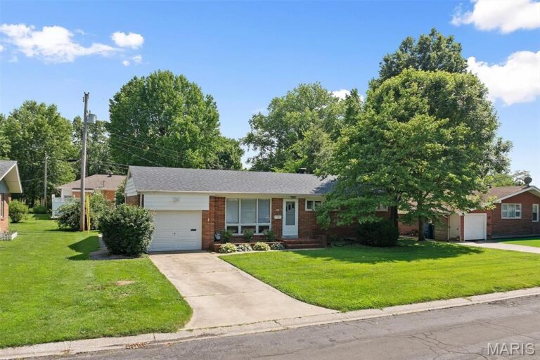 628 Roanoke Drive