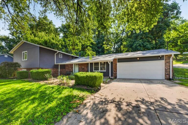 193 Beverly Lane
