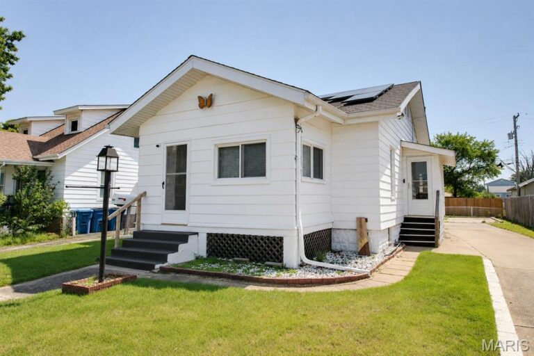 455 1st Street