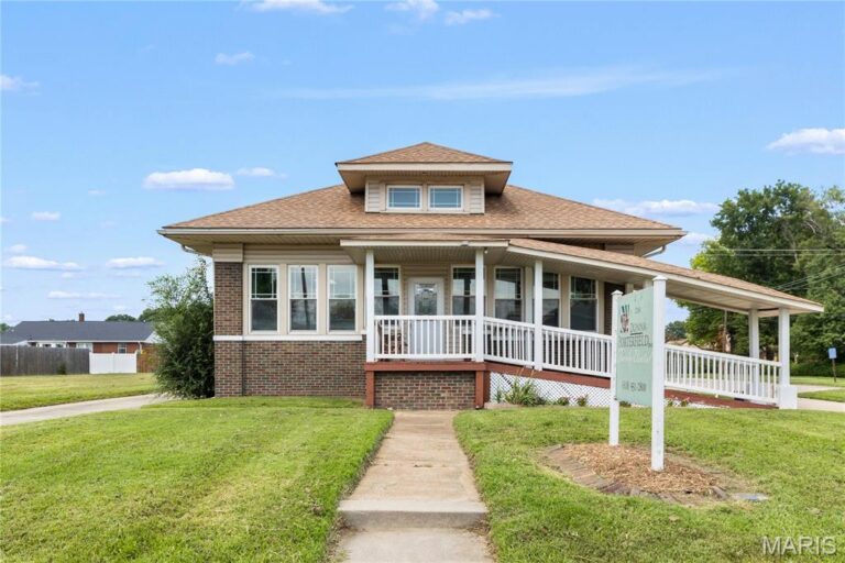 2161 Pontoon Road