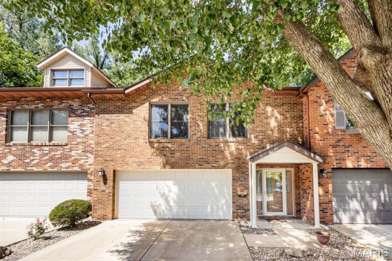 306 Northoak Drive