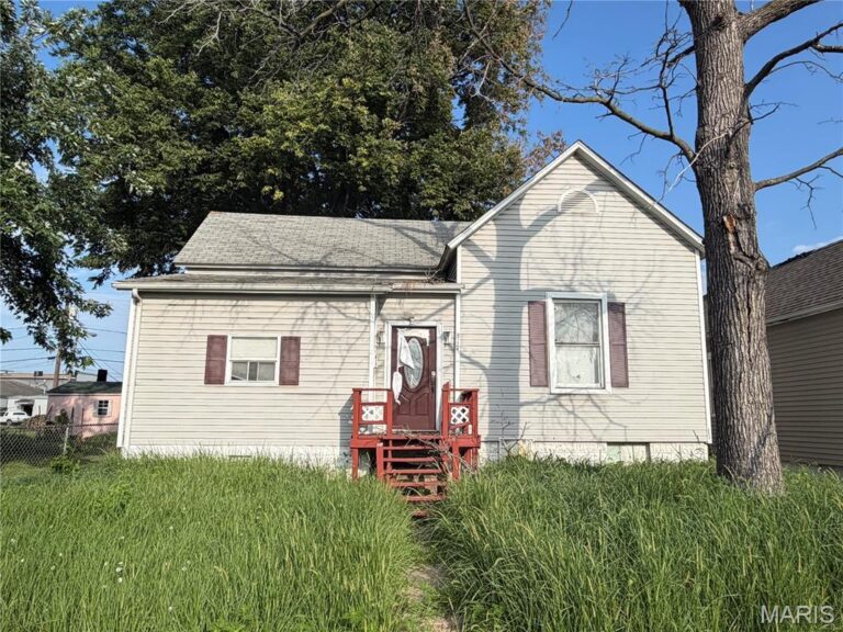 817 Iowa Street