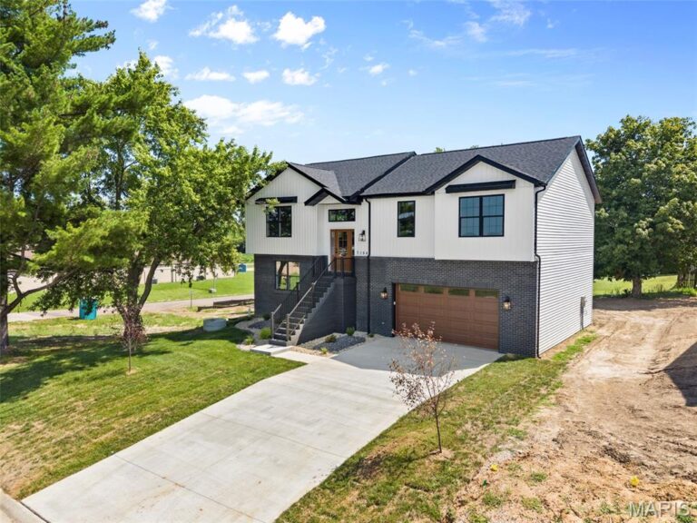 7164 Saint James Road