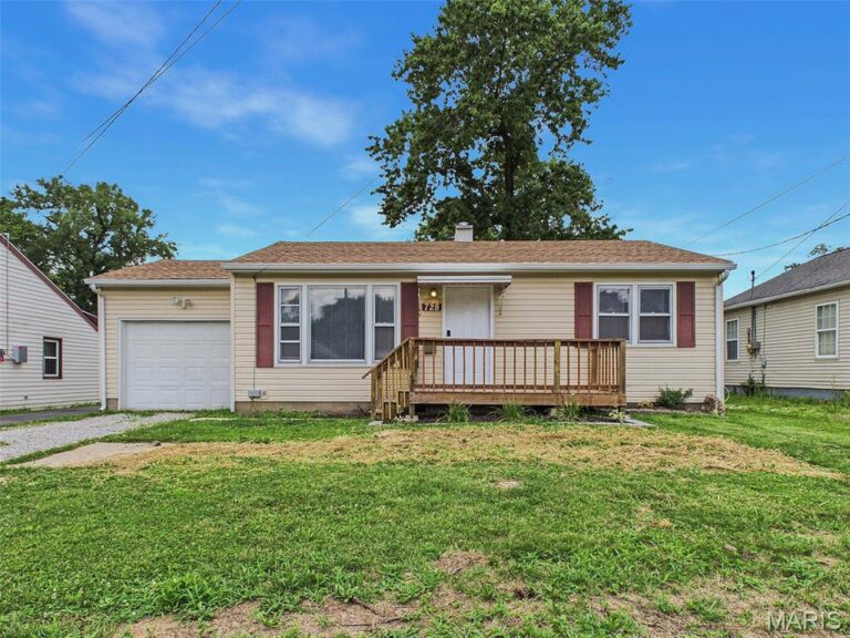 728 Prairie Street