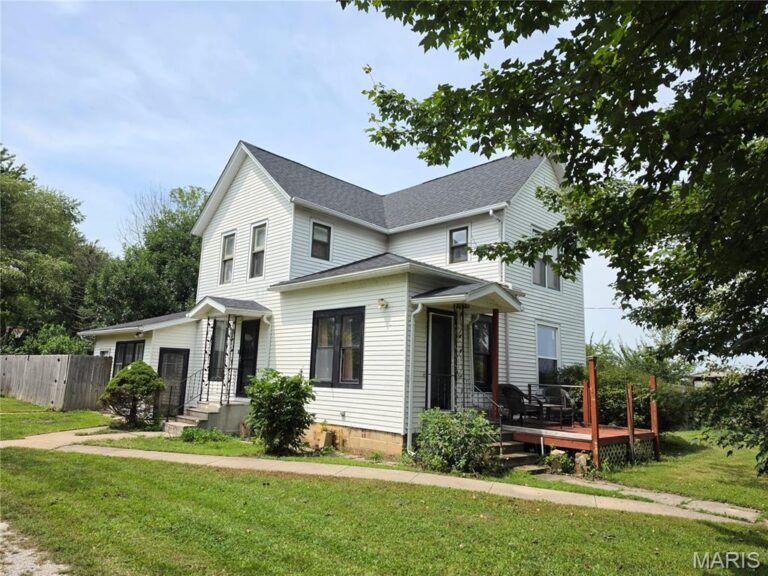 638 Main Street