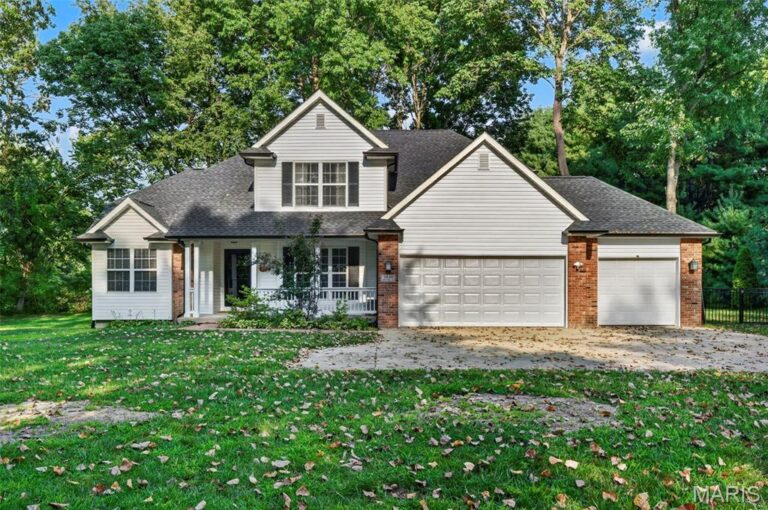 3820 White Oak Lane