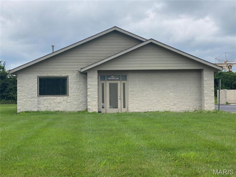 22 Kettle River Drive #B
