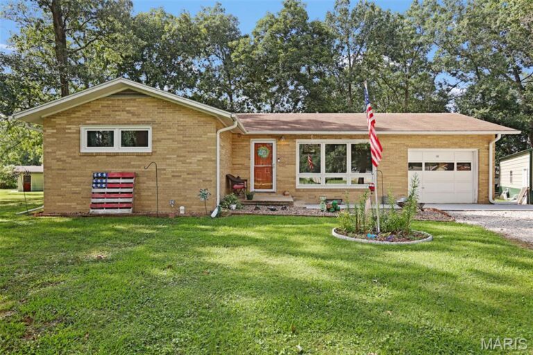 31 Briarwood Drive