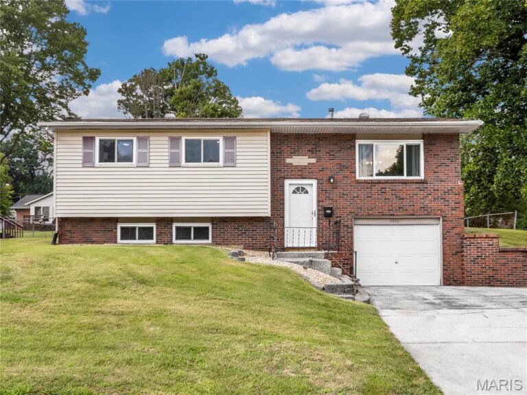 4810 Snow White Terrace