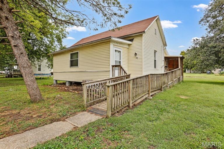 209 6th South Street
