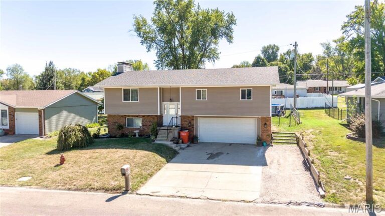 1310 Thistle Drive