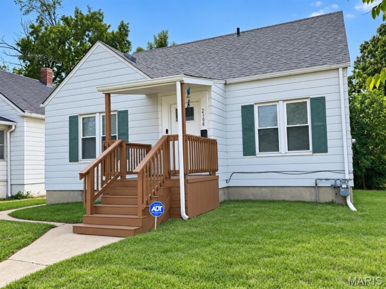 2108 Main Street