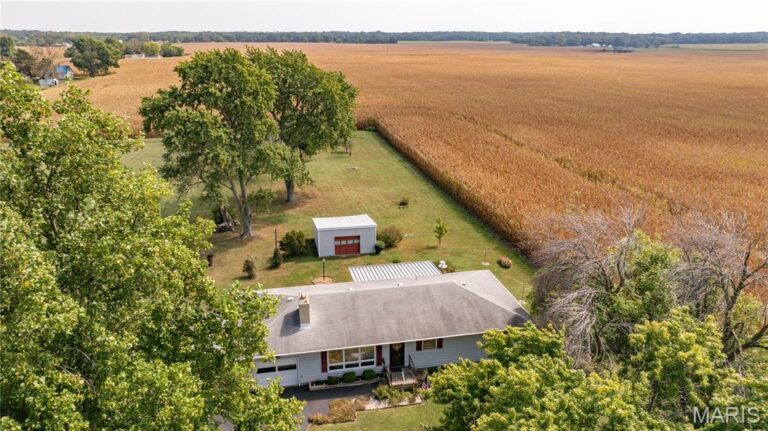 3136 Woodburn Road