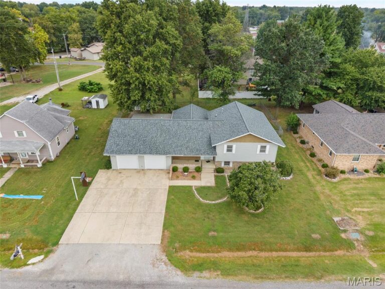 1005 Henry Street