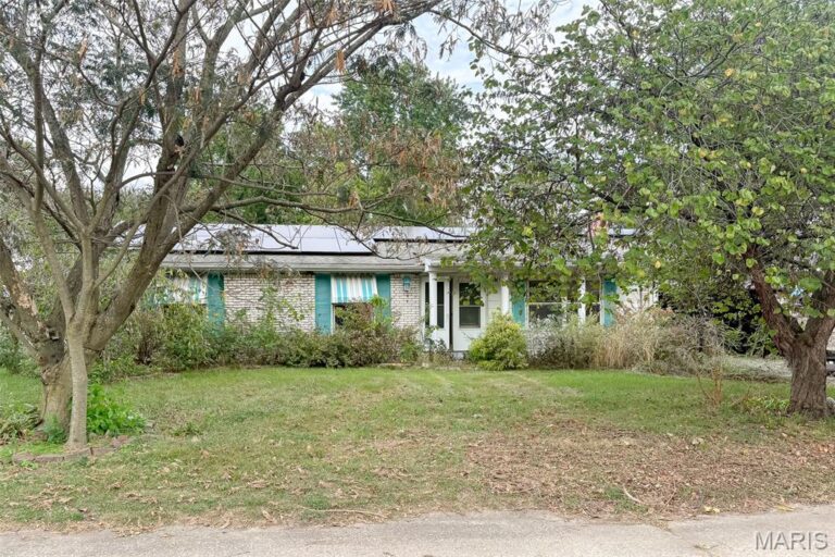 6 Hanson Drive
