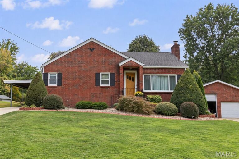 110 Country Lane