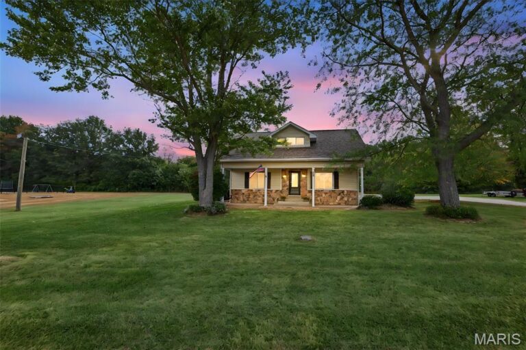 278 Canadian Drive