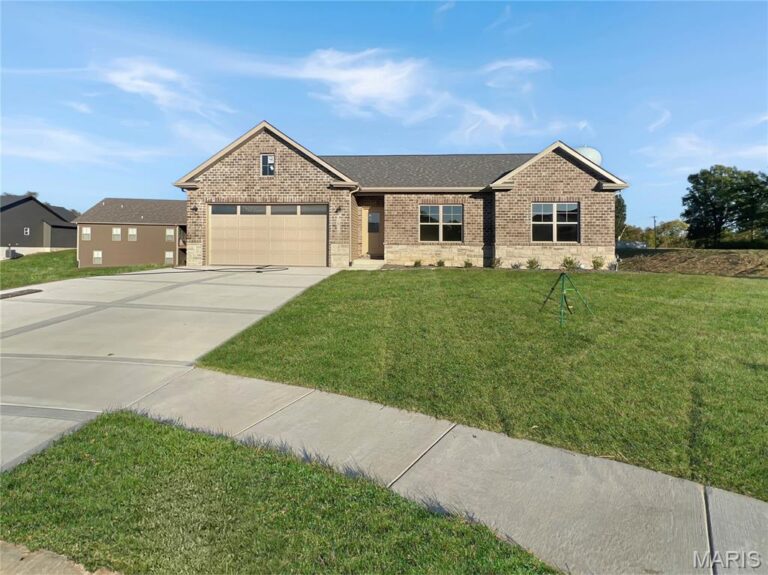 1816 Wellington Lane