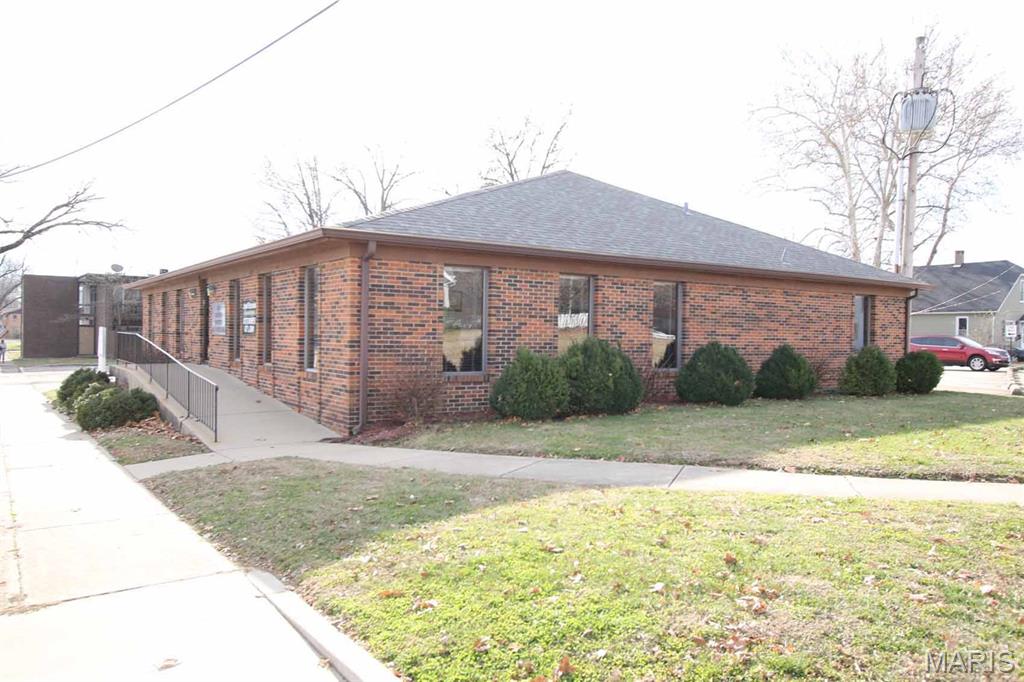 101 St Louis Rd, Collinsville IL — Photo 1
