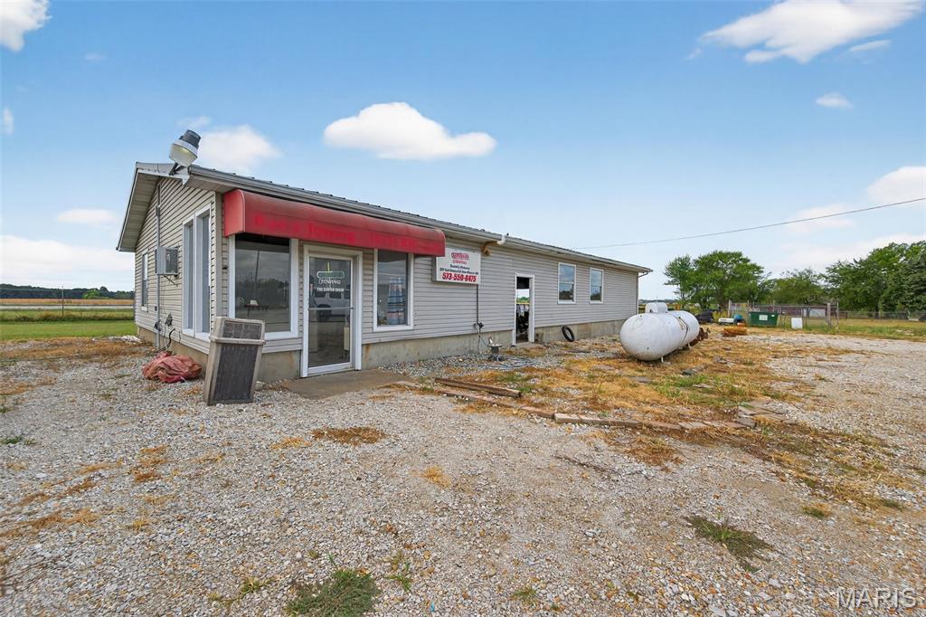 338 Booneslick Road, New Florence MO — Photo 1
