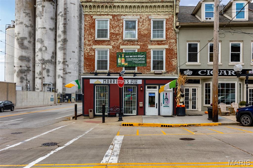 200 State Street, Alton IL — Photo 1