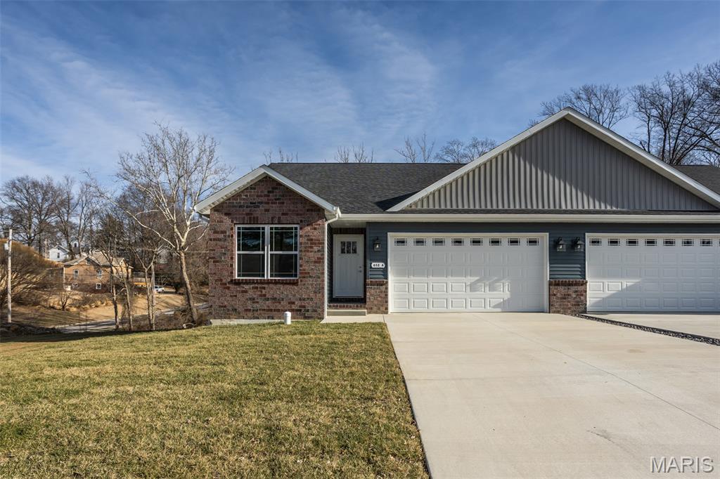 652 Kansas Street, Unit 652-A, Edwardsville IL — Photo 1