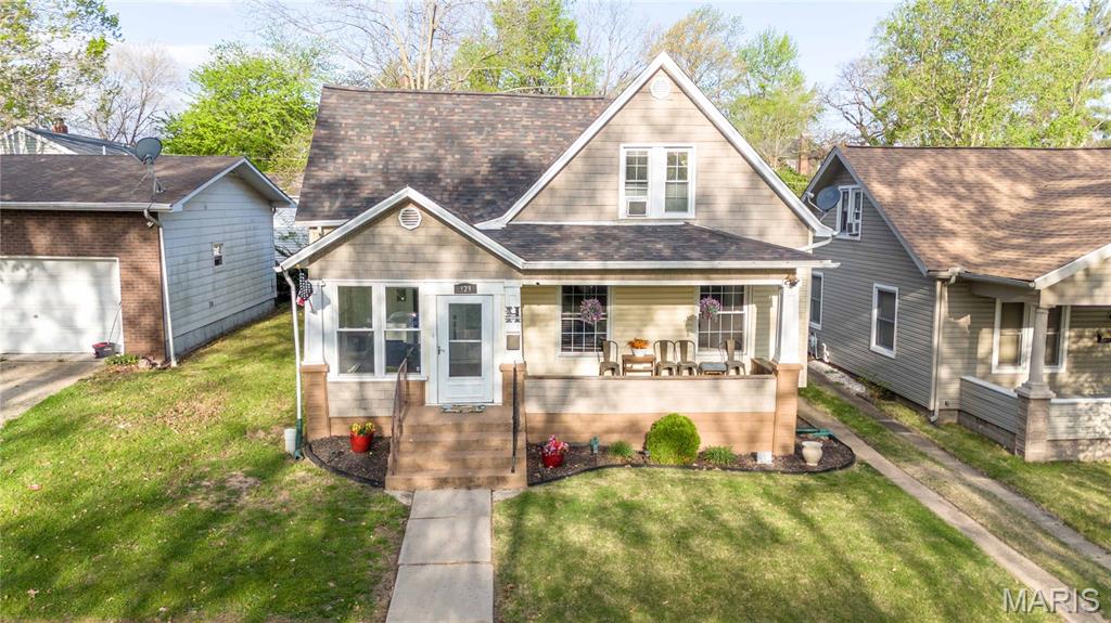 323 6th Street, Vandalia IL — Photo 1