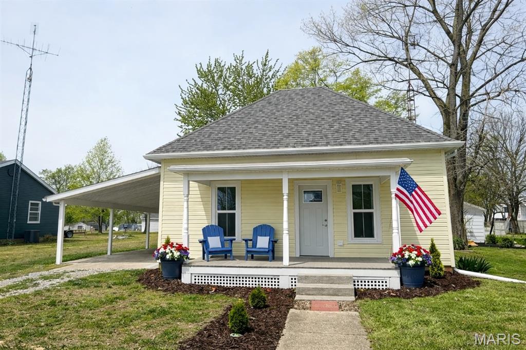 113 Maple Street, Brownstown IL — Photo 1