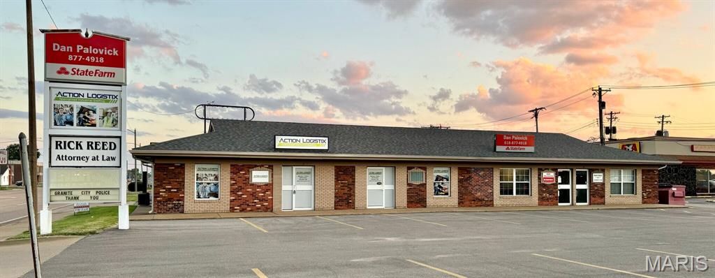 3723 Nameoki Road, Granite City IL — Photo 1