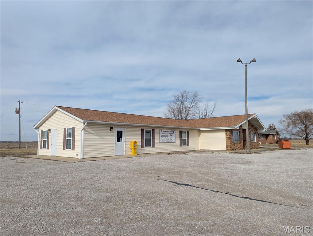 707 IL Rt 127, Greenville IL — Photo 1
