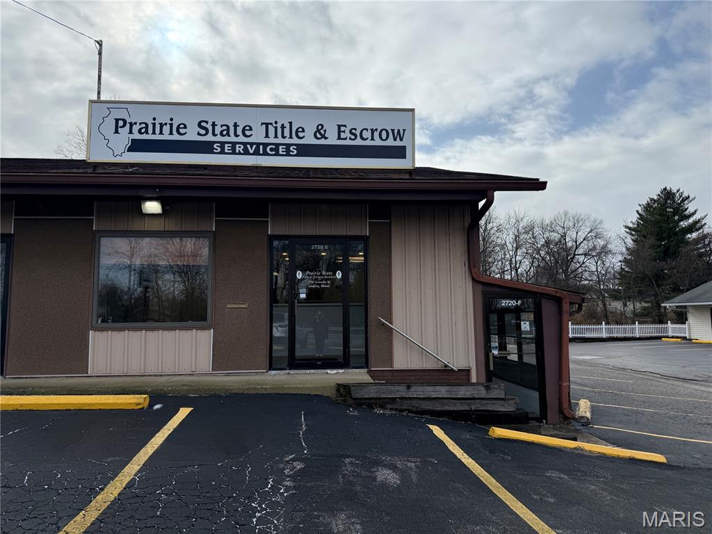 2720 Grovelin Street, Unit D, Godfrey IL — Photo 1