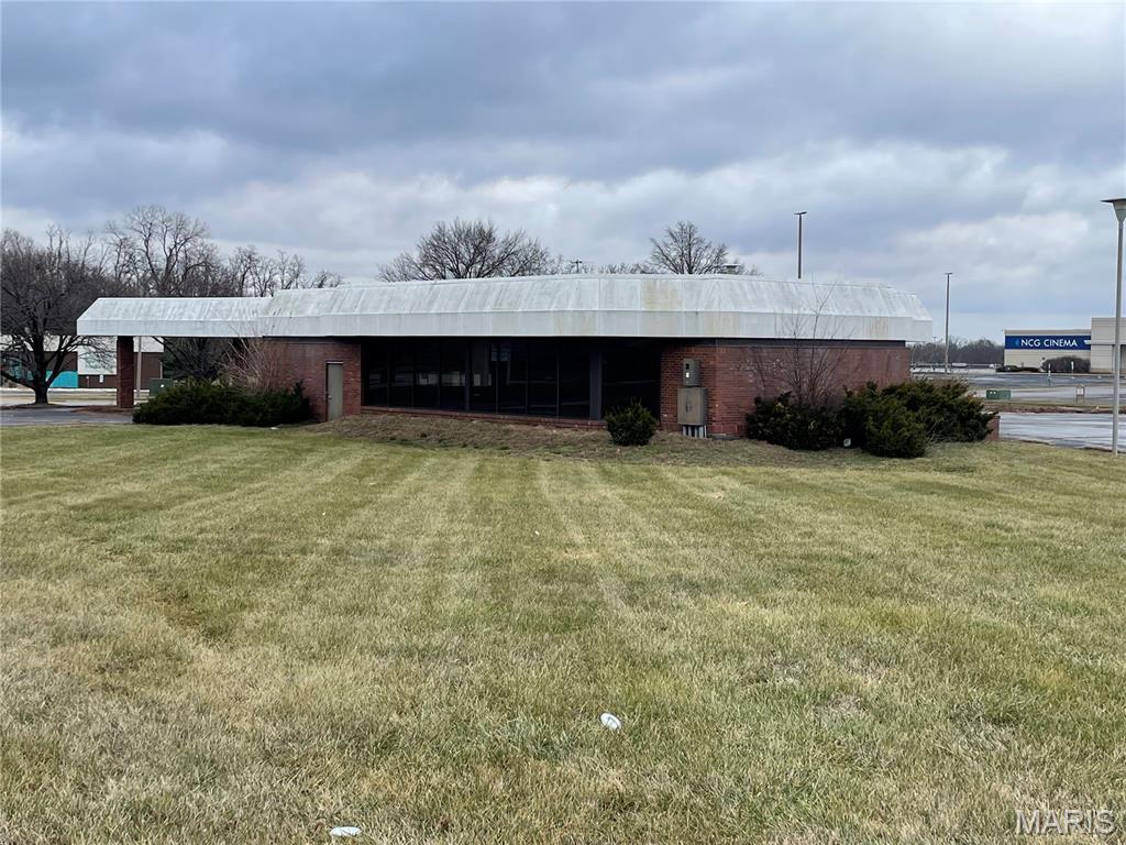 4365 Alby Street, Alton IL — Photo 1