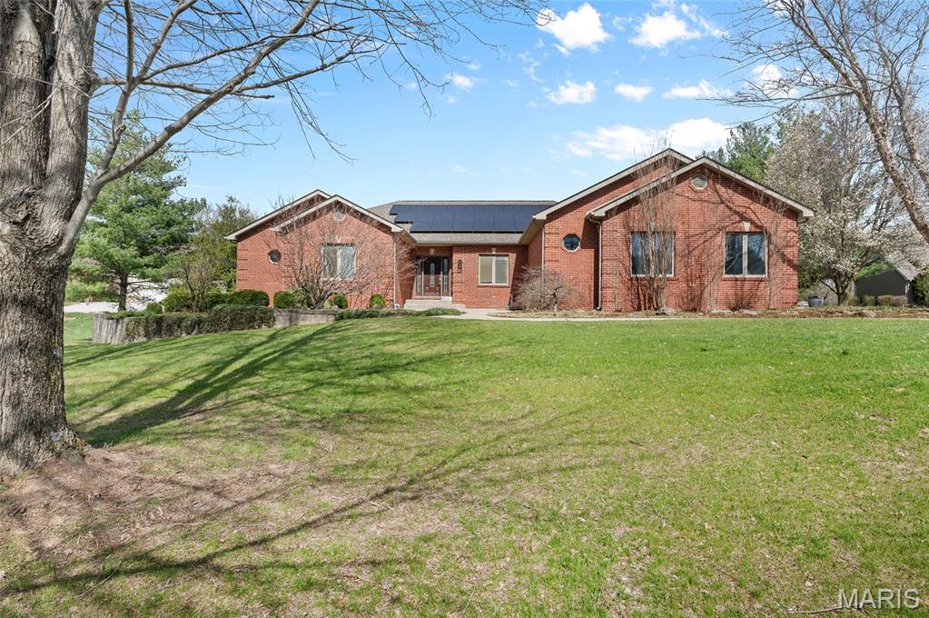 11 Jennifer Lane, Collinsville IL — Photo 1