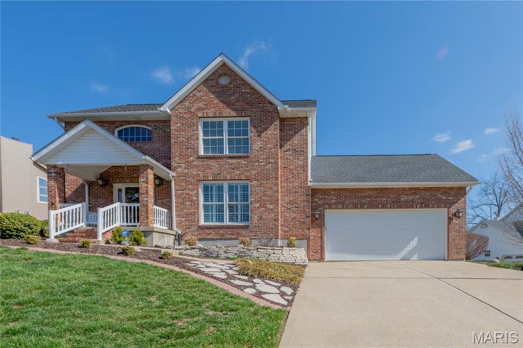 209 Hickory Drive, Bethalto IL — Photo 1