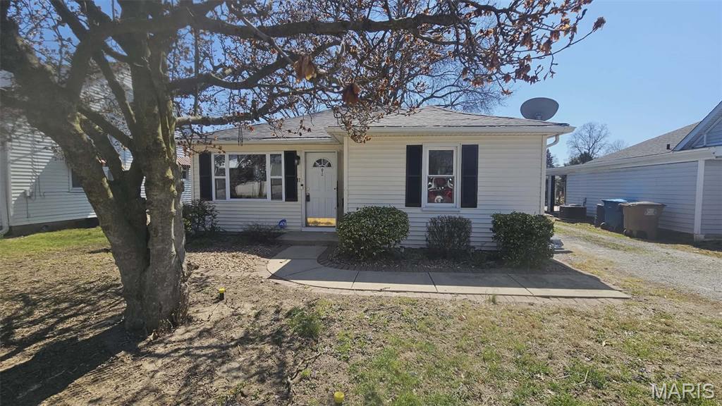 11 Delmar Avenue, Alton IL — Photo 1