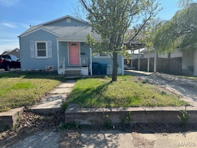 451 Hamilton Avenue, Wood River IL — Photo 1