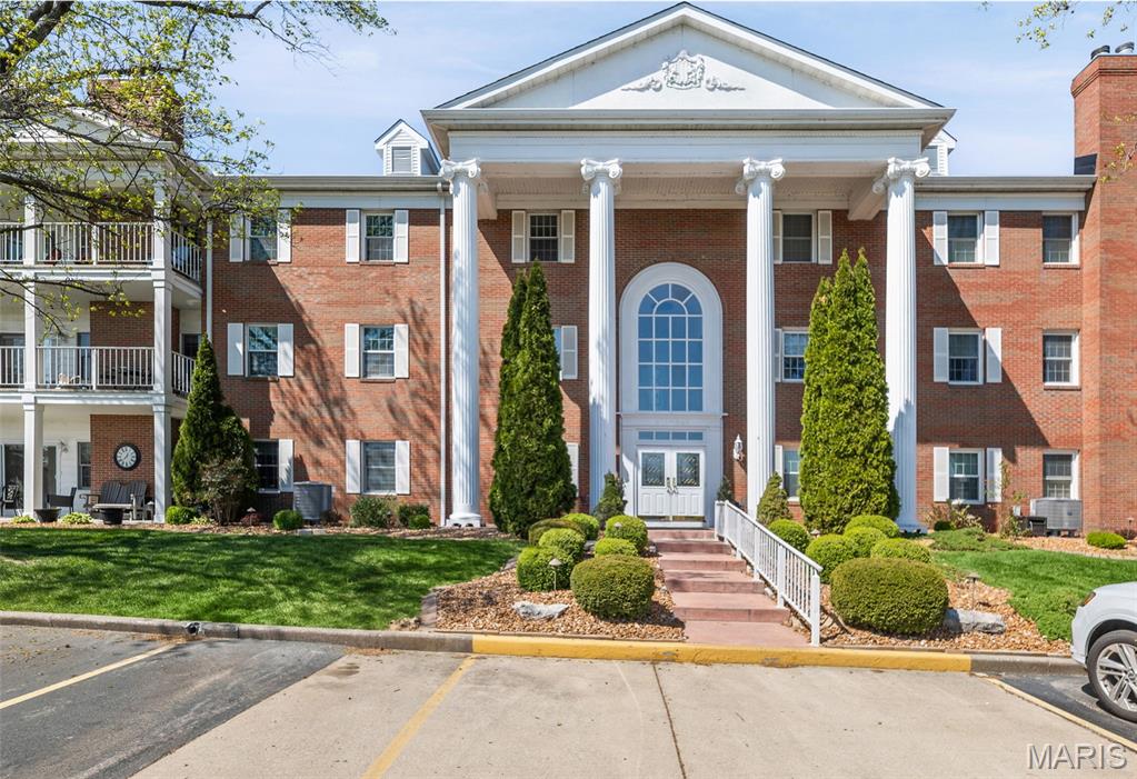 216 Country Club View, Edwardsville IL — Photo 1